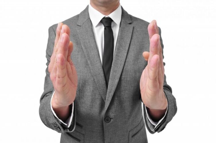 Un hombre quiere agrandar su pene.